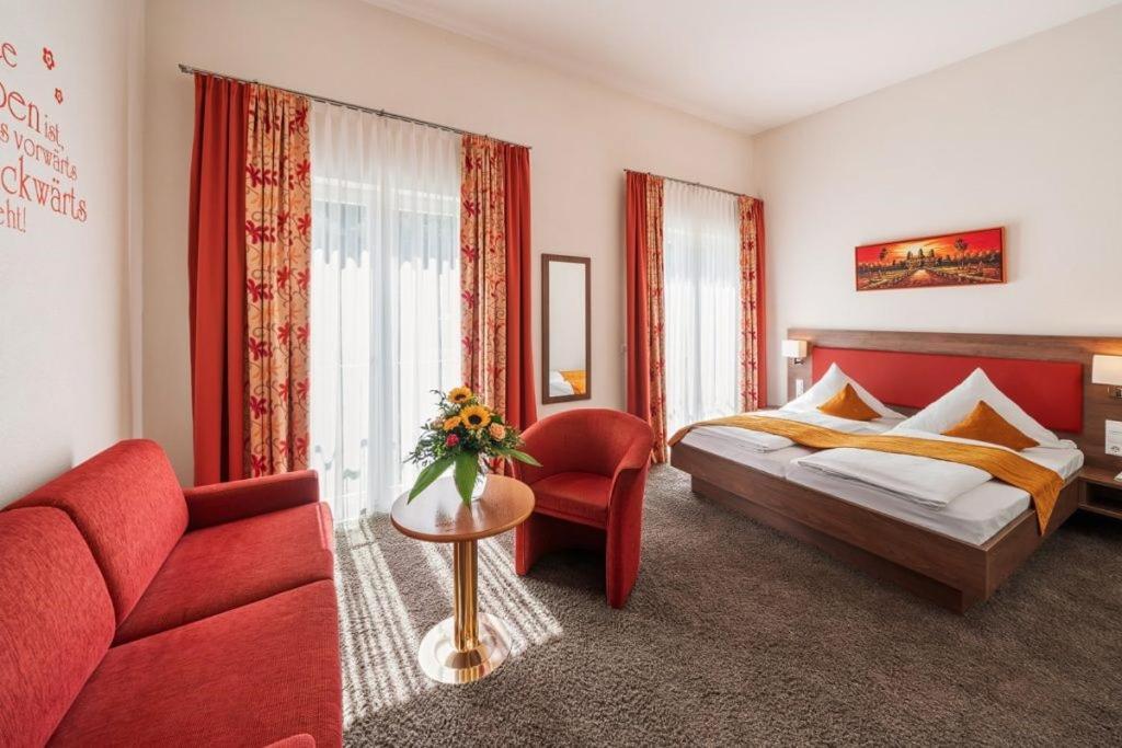 Scheer Hotel Donaublick מראה חיצוני תמונה